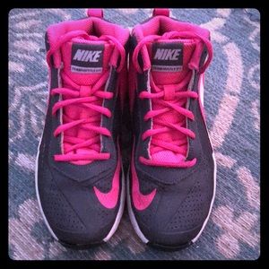 Nike Team Hustle 7’s